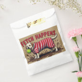 Fetch Happens Humorous poster modderige Labrador h Bedankzakje (Gezegeld)