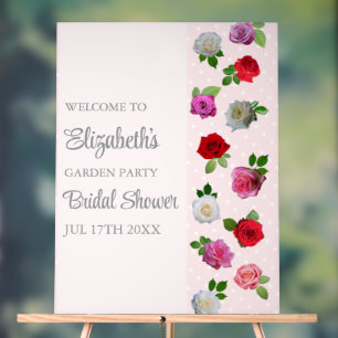 Fête dans le jardin de roses pour la mariée