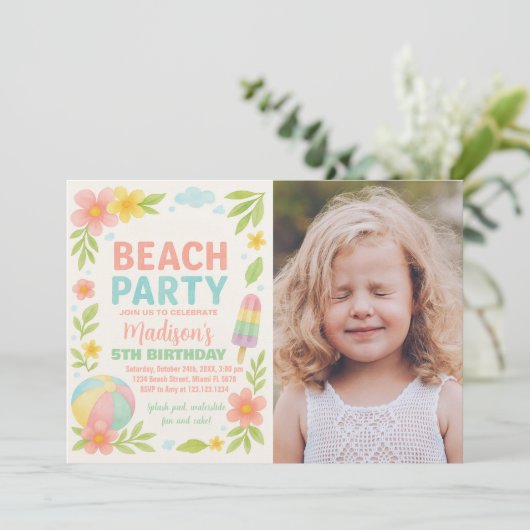 Fête de plage tropicale Invitations et décoration (Debout devant)