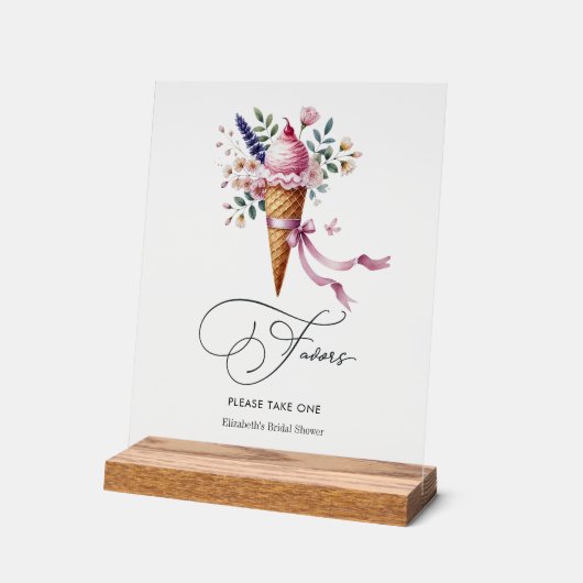 Fête des mariées de cône de crème glacée (Angle)