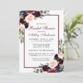 Fête des mariées Floral Bourgogne Bleu Invitation (Debout devant)