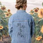 Fête des mariées Mariée Mlle à Mme.<br><div class="desc">Mlle à la veste de denim de Mme mariée. Vêtements de douche nuptiale avec un style moderne et minimaliste. Personnalisez-le en cliquant sur le bouton pour modifier la conception.</div>