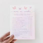 Fête des mariées papillon sur ou sous la carte de 