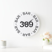 Fête des pères Classic Street No Bar Horloge mural (Maison)