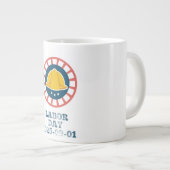 Fête du Travail des Mugs (Devant droit)