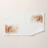 Feuillage d'automne et fleurs avec Citrouille et p (Serviette à main)