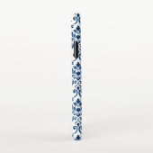 Feuille Damask Pattern Dark Blue op White iPhone Hoesje (Rechterkant)