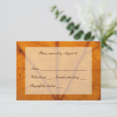Feuille de chute orange rsvp avec enveloppe (Debout devant)