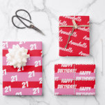 Feuille De Papier Cadeau 21st Happy Birthday Pink Red Ajouter Nom Motif<br><div class="desc">Un 21e anniversaire de fête - Ajoutez un nom,  Customisez l'âge et dites Joyeux anniversaire avec ce cadeau de 3 feuilles enveloppé en rose,  rouge et blanc pour aider une dame spéciale à célébrer.</div>