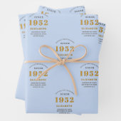 Feuille De Papier Cadeau 70e anniversaire 1952 Elégant Gold Blue Grey (En situation)