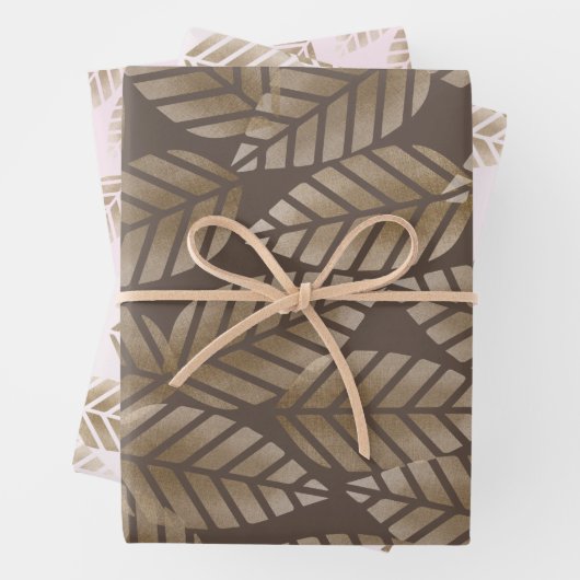 Feuille De Papier Cadeau Abstract Pine Cones Of Copper And Platinum Pattern (En situation)