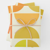 Feuille De Papier Cadeau Abstrait milieu du siècle moderne cercles orange j (En situation)