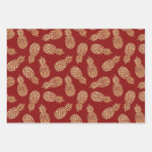 Feuille De Papier Cadeau Ananas en or sur rouge profond (Devant 2)