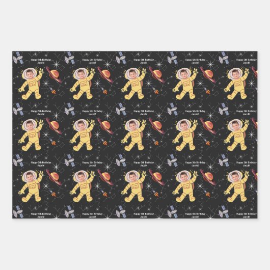Feuille De Papier Cadeau Anniversaire de l'espace Nom de l'astronaute (Devant 2)