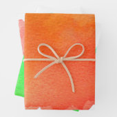 Feuille De Papier Cadeau Aquarelle arc-en-ciel bohème orange rouge et vert (En situation)