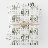 Feuille De Papier Cadeau Army Brat (En situation)
