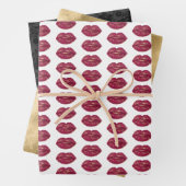 Feuille De Papier Cadeau Baby Shower aux Lèvres Rouges (En situation)