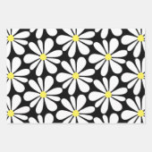 Feuille De Papier Cadeau Baise blanche sur Floral noir (Devant 2)