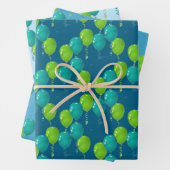 Feuille De Papier Cadeau Ballons bleu vert Design (En situation)