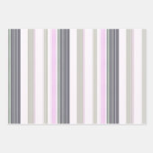 Feuille De Papier Cadeau Bandes verticales grises et roses. (Devant 3)