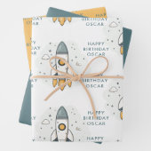 Feuille De Papier Cadeau Bateau en roquette beige pastel doux (En situation)