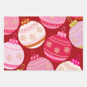 Feuille De Papier Cadeau Baubles De Noël Rose Et Rouge (Devant 3)