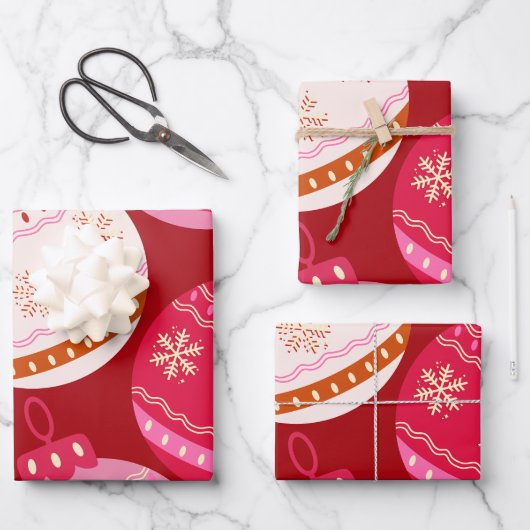 Feuille De Papier Cadeau Baubles De Noël Rose Et Rouge (Recto)