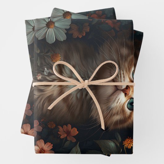 Feuille De Papier Cadeau Beau chaton orange avec Découpage Fleur sauvage (En situation)