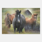 Feuille De Papier Cadeau Beaux chevaux et grange rustique (Devant)