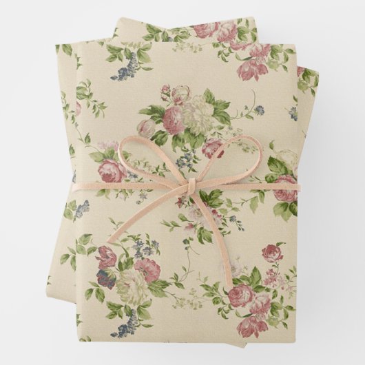Feuille De Papier Cadeau Belle florale antique (En situation)