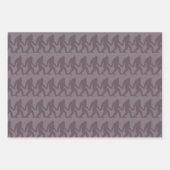 Feuille De Papier Cadeau Bigfoot Holding Mains Stripe (Devant 3)