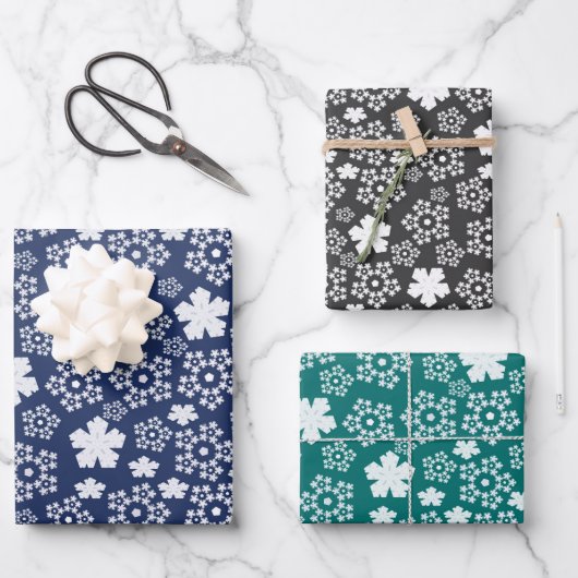 Feuille De Papier Cadeau Blue, Turquoise, Black & White Star & Snowflake Mo (Recto)