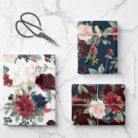 Feuille De Papier Cadeau Boho Bloom | Burgundy Rouge et bleu marine Floral<br><div class="desc">Bouquets de fleurs chic boho, peints à la main, dans un rouge bordeaux, rose vif, et bleu marine motif de couronnes florales à l'aquarelle fleurie agrémenté de laurier botanique et d'accents bleu profond. De la collection "Boho Bloom", ce somptueux aménagement présente un agencement fleur sauvage bohème avec fleurs rayonnantes rouges,...</div>