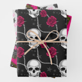 Feuille De Papier Cadeau Bootiful Gothic (En situation)