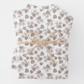 Feuille De Papier Cadeau Branches de pin Pine Cône rustique (En situation)