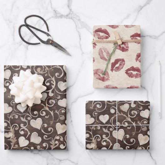 Feuille De Papier Cadeau Brown Cream Hearts Red Lips Baisers Réception de M (Recto)