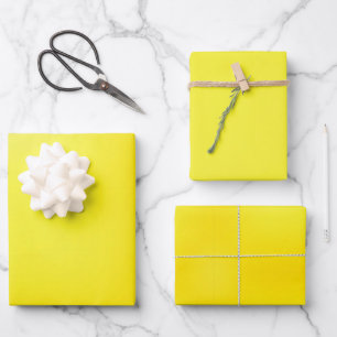 Feuille De Papier Cadeau Calme Doré