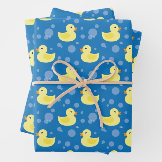 Feuille De Papier Cadeau Canards en caoutchouc (En situation)