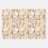 Feuille De Papier Cadeau Champignons sauvages sur blanc (Devant 3)