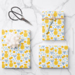 Feuille De Papier Cadeau Chanukah Menorahs Gelt Pitcher Oil Blanc Or bleu<br><div class="desc">Parfois, vous n'avez que quelques articles à emballer pour Chanukah, et vous ne voulez pas acheter un énorme rouleau de papier d'emballage Chanukah qui restera dans votre placard pendant des années. Cette sélection de trois feuilles d'emballage Chanukah est parfaite pour envelopper quelques cadeaux. Trois feuilles séparées de papier d'emballage pour...</div>