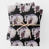 Feuille De Papier Cadeau Chat noir par une Pleine lune magique (En situation)