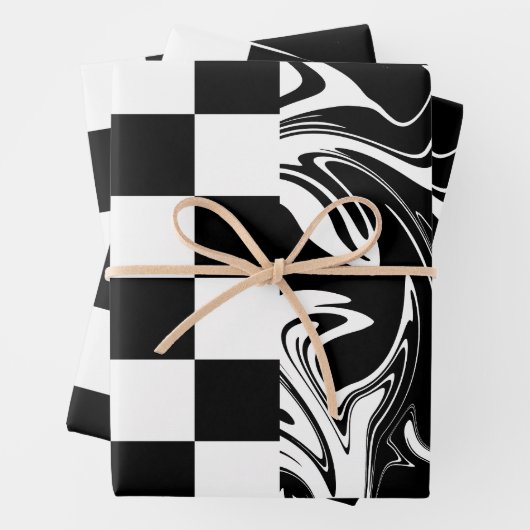 Feuille De Papier Cadeau Chèques et tourbillons - Noir et Blanc (En situation)