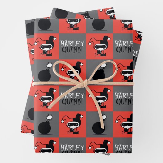 Feuille De Papier Cadeau Chibi Harley Quinn Checker Motif (En situation)