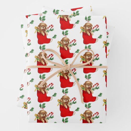 Feuille De Papier Cadeau Chiot de Noël (En situation)