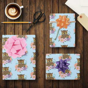 Feuille De Papier Cadeau Chouette aux fleurs pastel de printemps