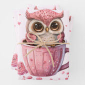 Feuille De Papier Cadeau Chouette rose mignonne en coupe (En situation)