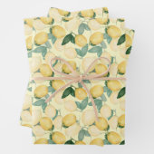 Feuille De Papier Cadeau Citrons élégants sur jaune (En situation)