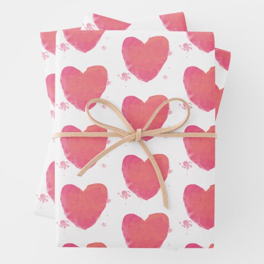 Feuille De Papier Cadeau Coeur d'aquarelle rose (En situation)