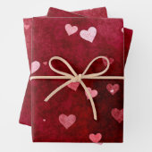 Feuille De Papier Cadeau Coeurs aquarelle (En situation)