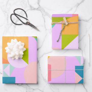 Feuille De Papier Cadeau Collage de formes géométriques colorées dans de